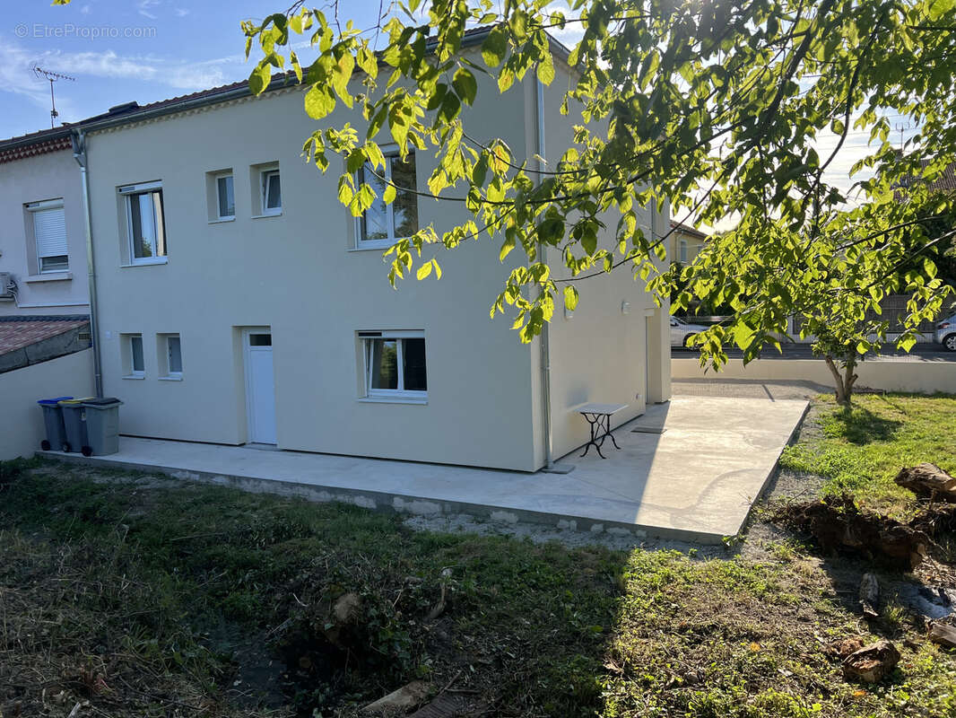 Maison à BOURG-LES-VALENCE