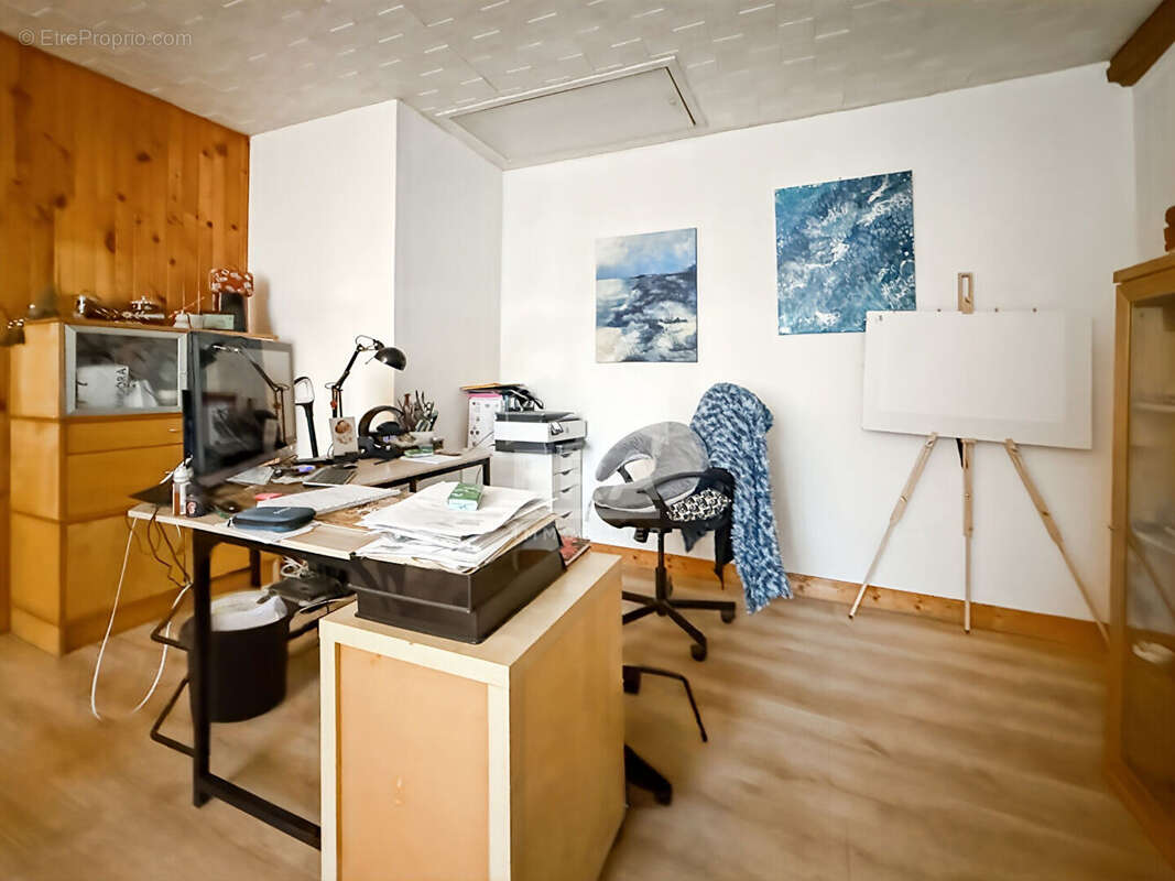 Maison à PARAY-DOUAVILLE