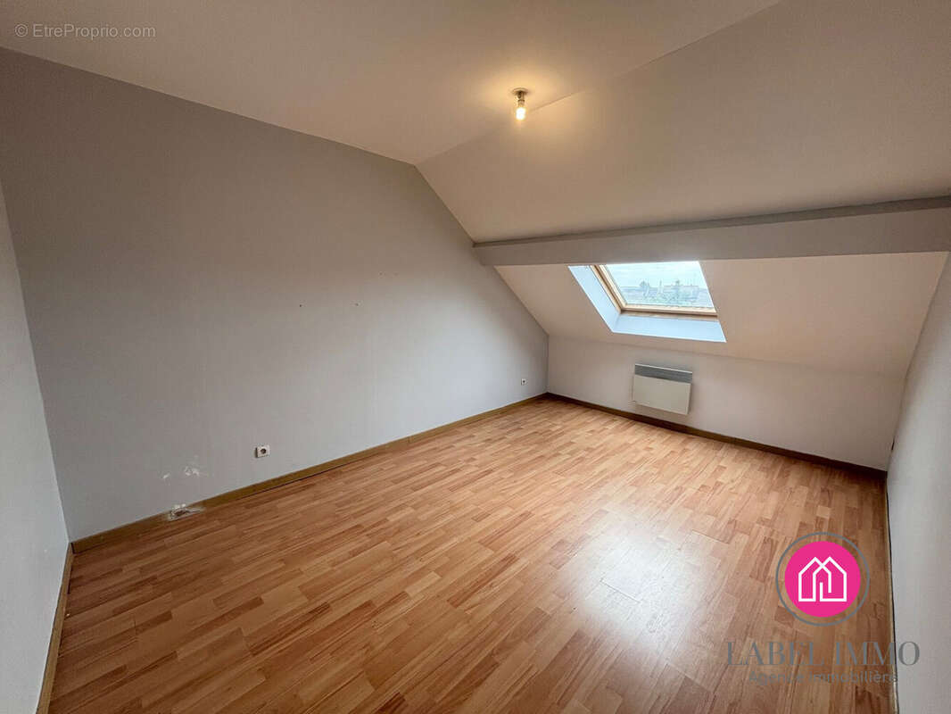 Maison 170 m² à Bruay-Sur-L'escaut  - photo 8
