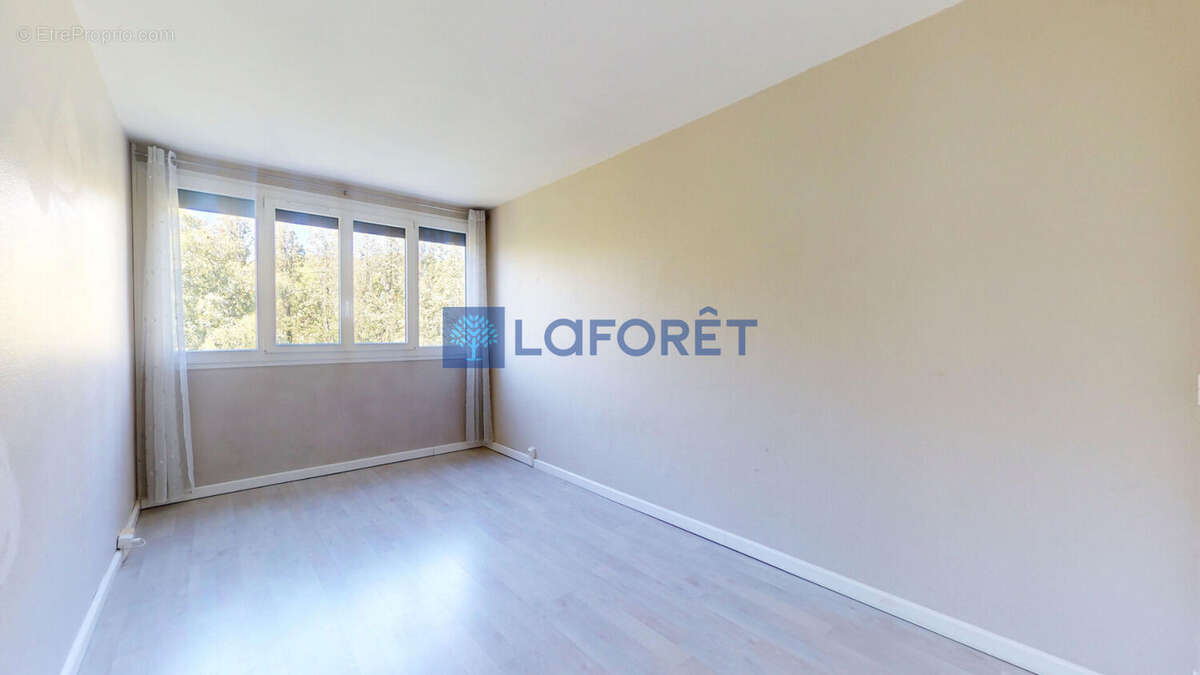 Appartement à ATHIS-MONS