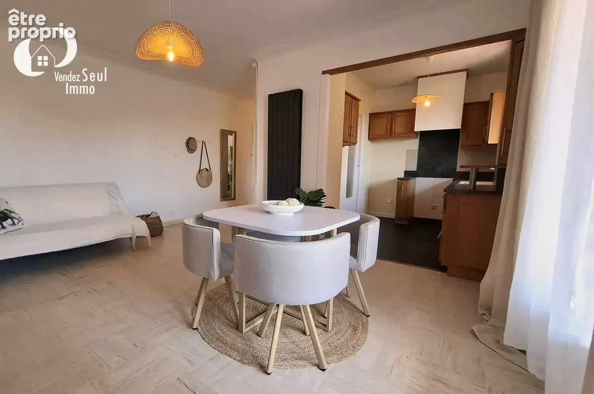 A vendre entre particuliers appartement de Type 3 de 61 m2 à Six-Four-Les-Plages 83140 - photo 3