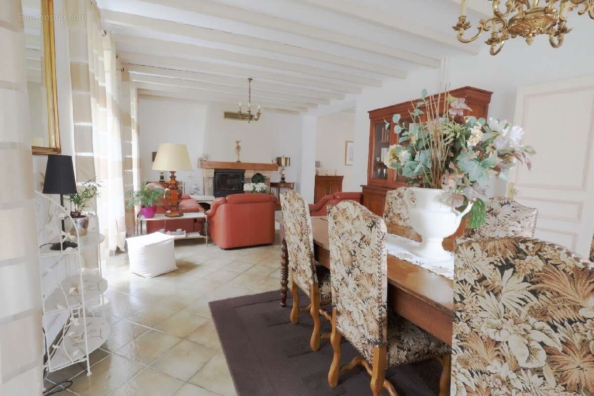 Maison 172 m² à Guignes  - photo 7