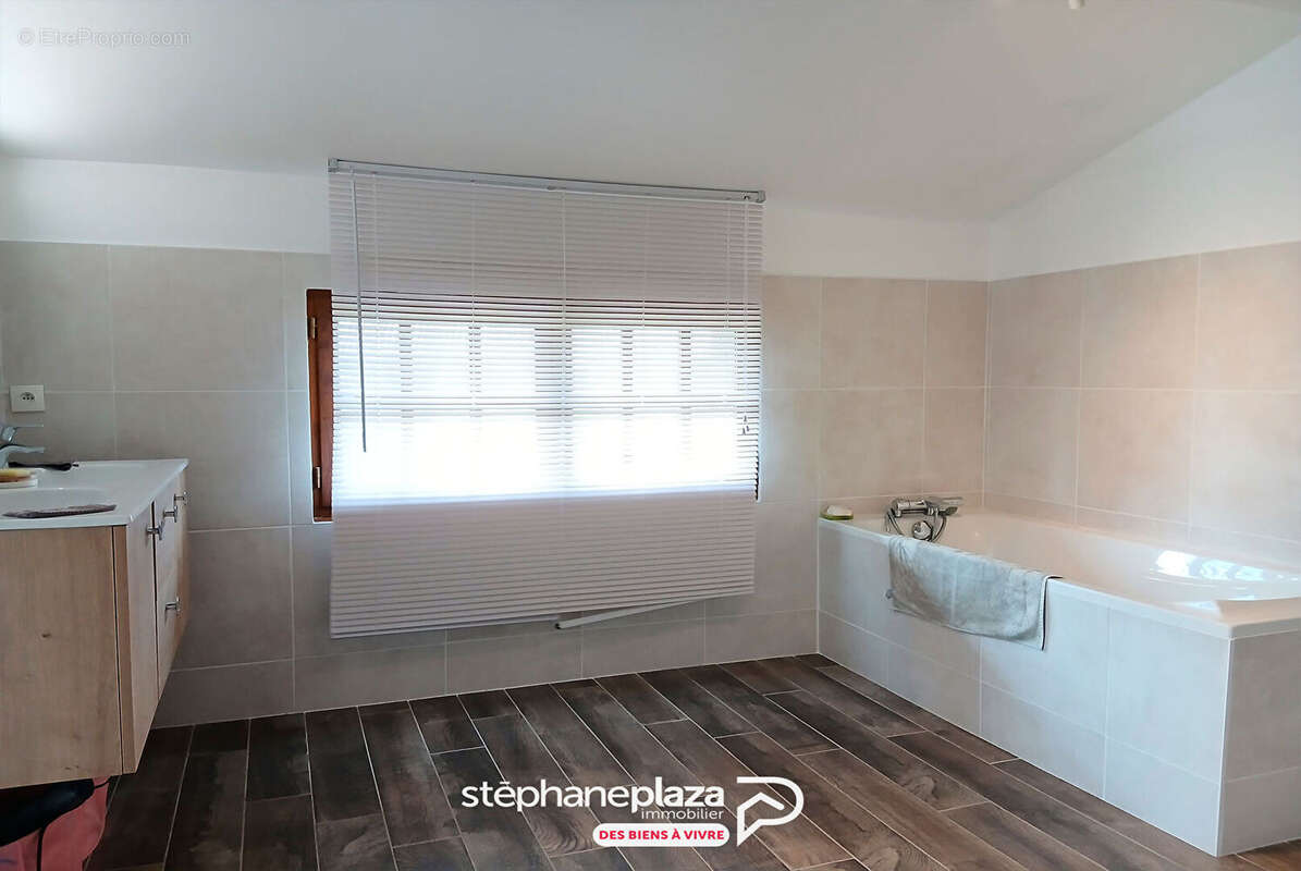 Maison à FORGES-LES-EAUX