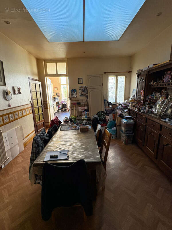 Immeuble Saint Quentin 9 pièce(s) 220 m2 - photo 5