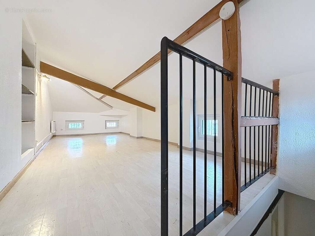 Appartement à REVEL