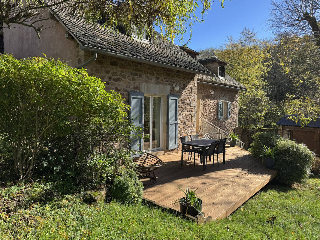 Maison à SAINTE-RADEGONDE