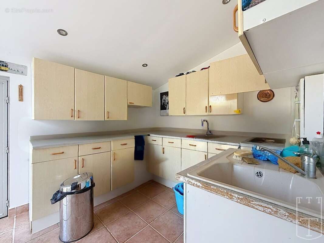 Ruoms centre - photo 20