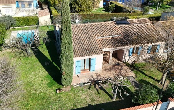 Maison à PERNES-LES-FONTAINES