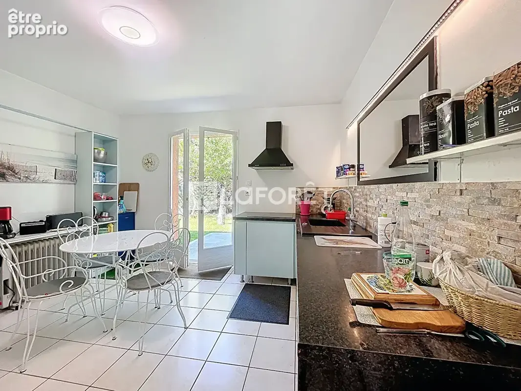 Maison Macon 4 pièce(s) 108 m2 - photo 4