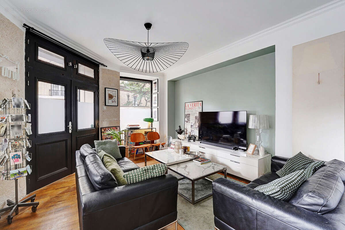 Appartement à PARIS-11E