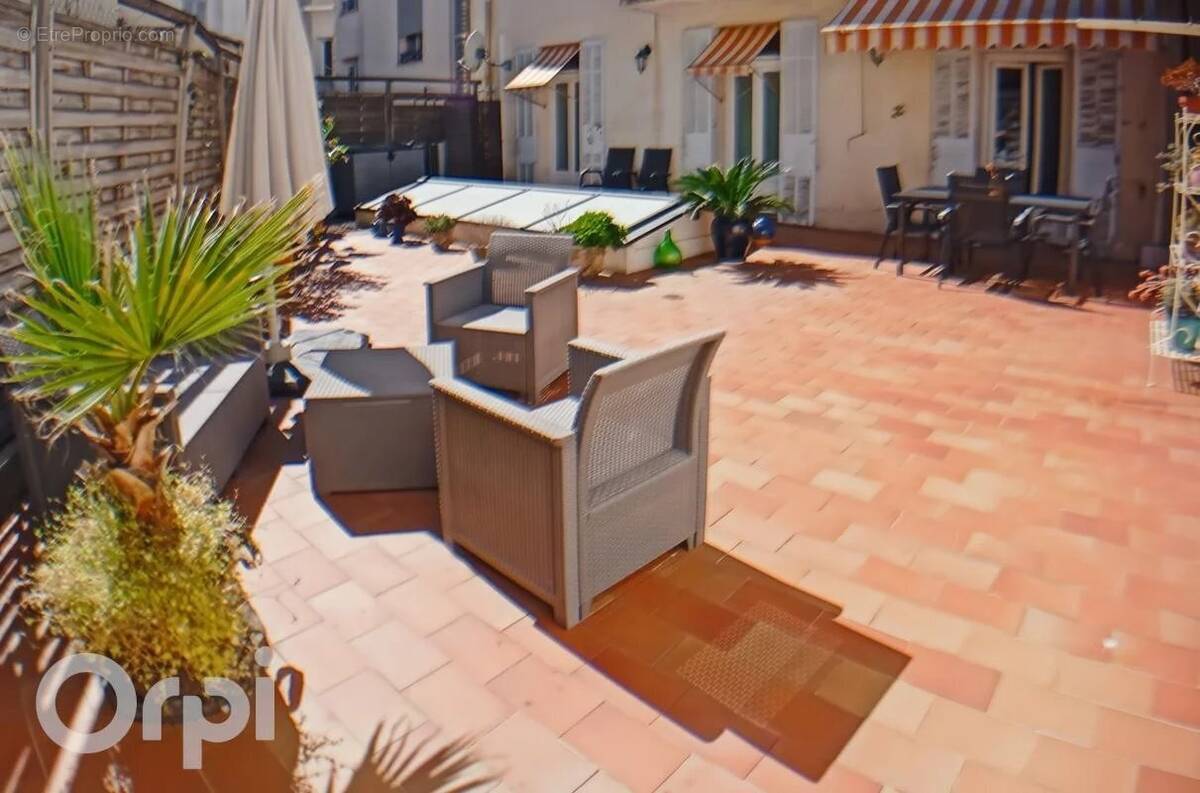 Appartement à CANNES