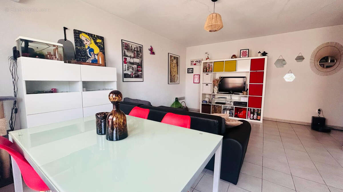 Appartement à MARSEILLE-15E