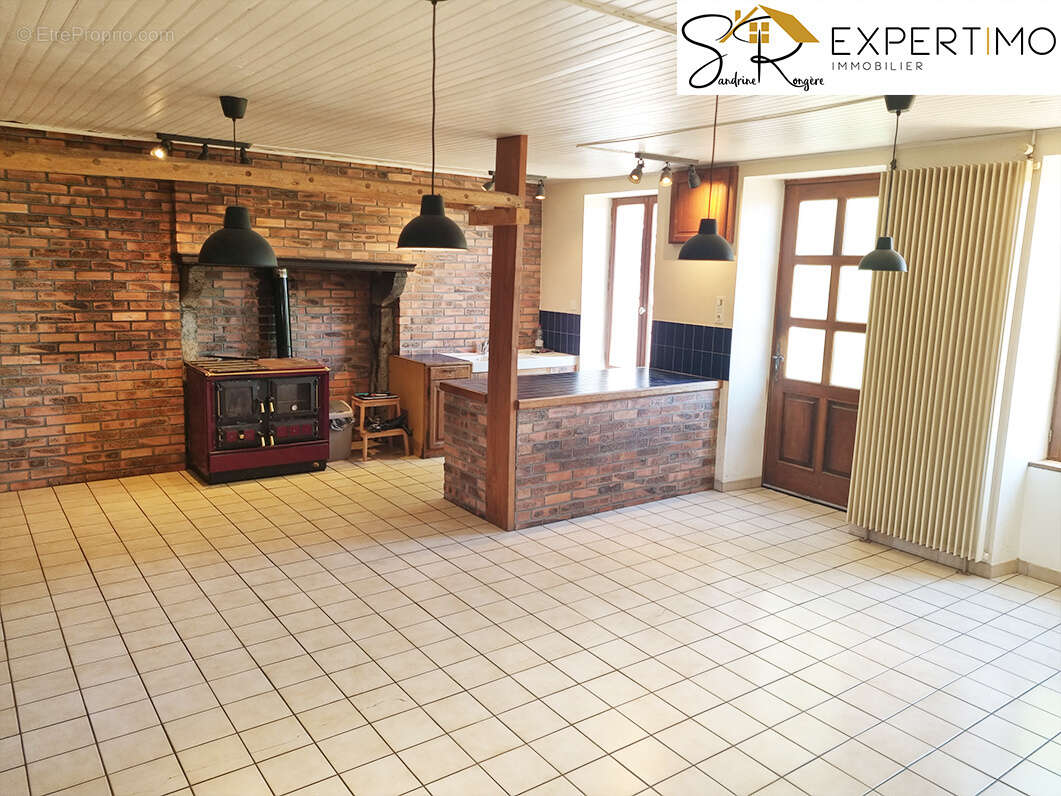 A Servant, Maison de 240 m2 sur parcelle de 2 011m2. - photo 5