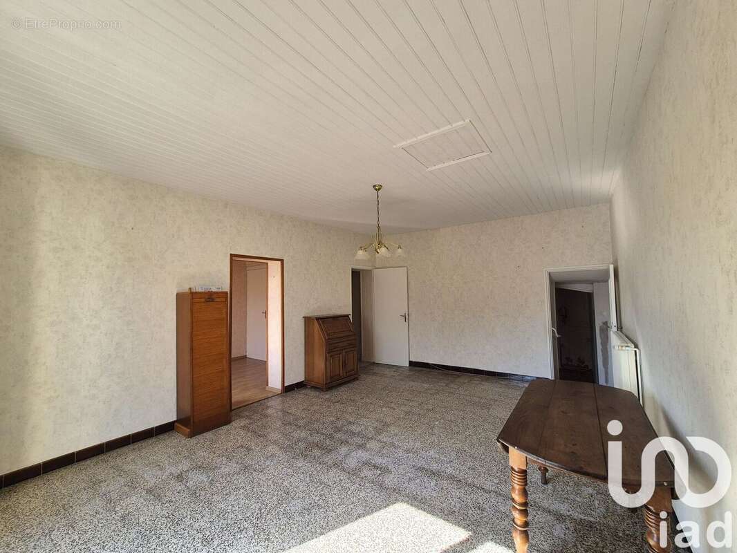 Photo 5 - Maison à LONGEVES