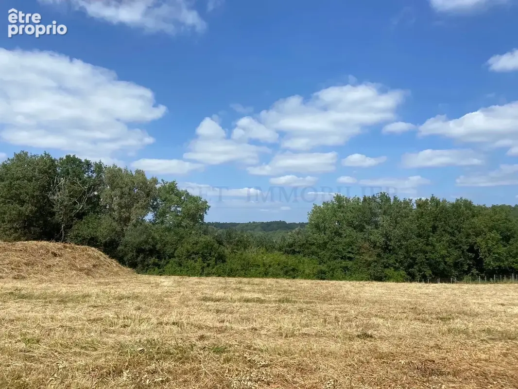 Terrain à PUY-L'EVEQUE