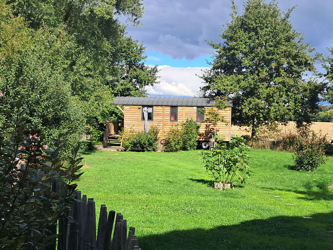 Photo 3 - Appartement à MARIGNY-LES-REULLEE