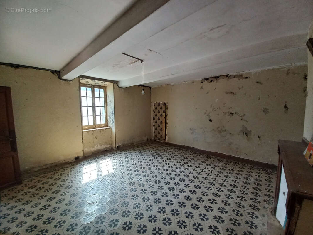 Maison à MIRANDE