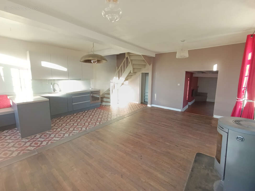 Maison à PLESSIX-BALISSON