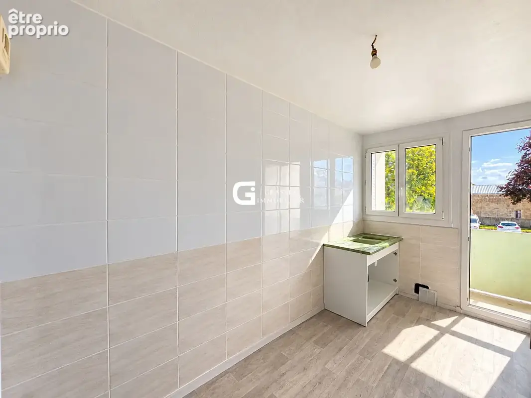Appartement Oyonnax 3 pièces 60.19 m2 - photo 3