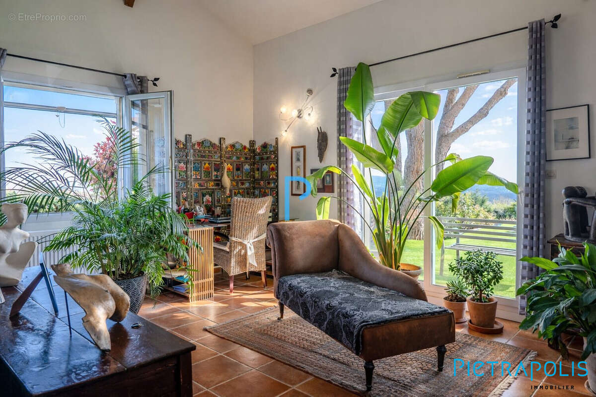 Maison à SAINTE-CONSORCE