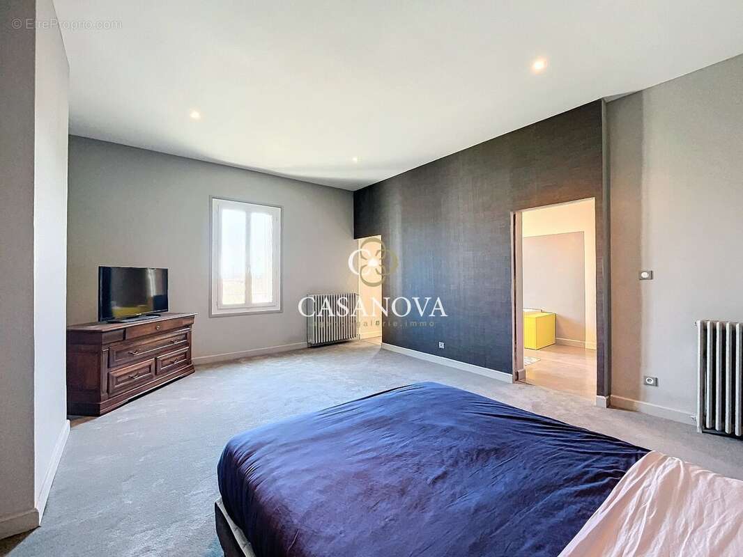 BEZIERS Appartement duplex 330 m² avec terrasses et vue panoramique - photo 15