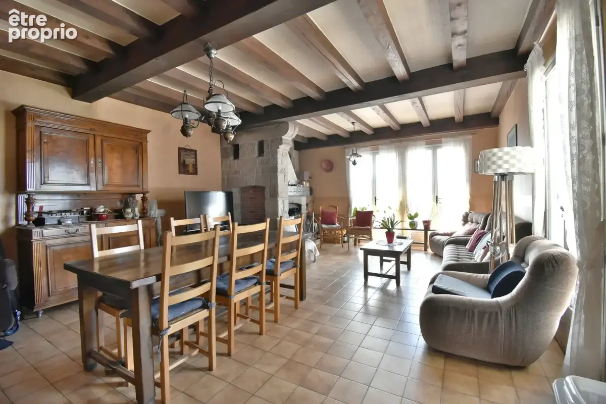 Maison à vendre 7 pièces SAINT AGREVE (07) - photo 6