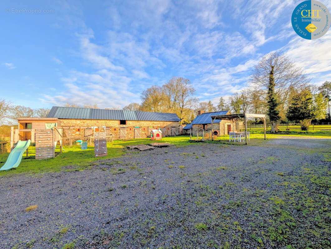 Maison à LES BRULAIS