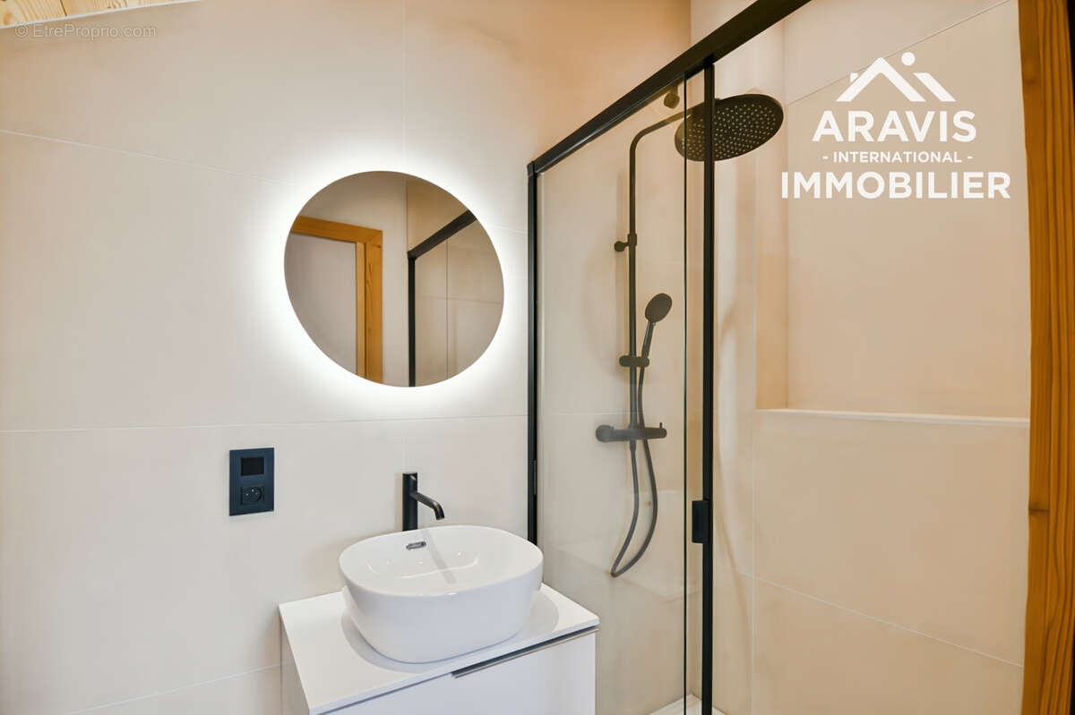 Appartement à LES VILLARDS-SUR-THONES