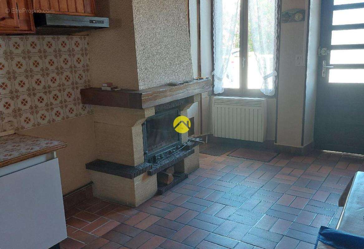 Maison à DOYET