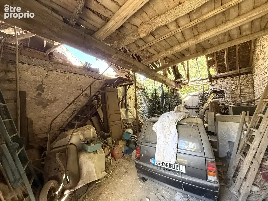 maison sur la commune de Guerchy entre Auxerre et Joigny de 85 m2 habitable avec dépendance et grenier aménage - photo 13