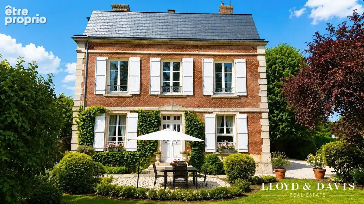 Maison 11 pièces 280 m² à vendre à Clermont (60600) - photo 8