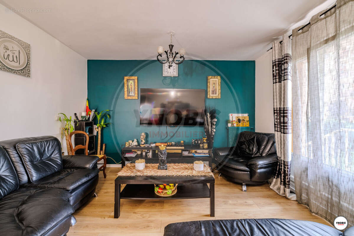 Appartement Les Mureaux 5 pièce(s) - photo 4