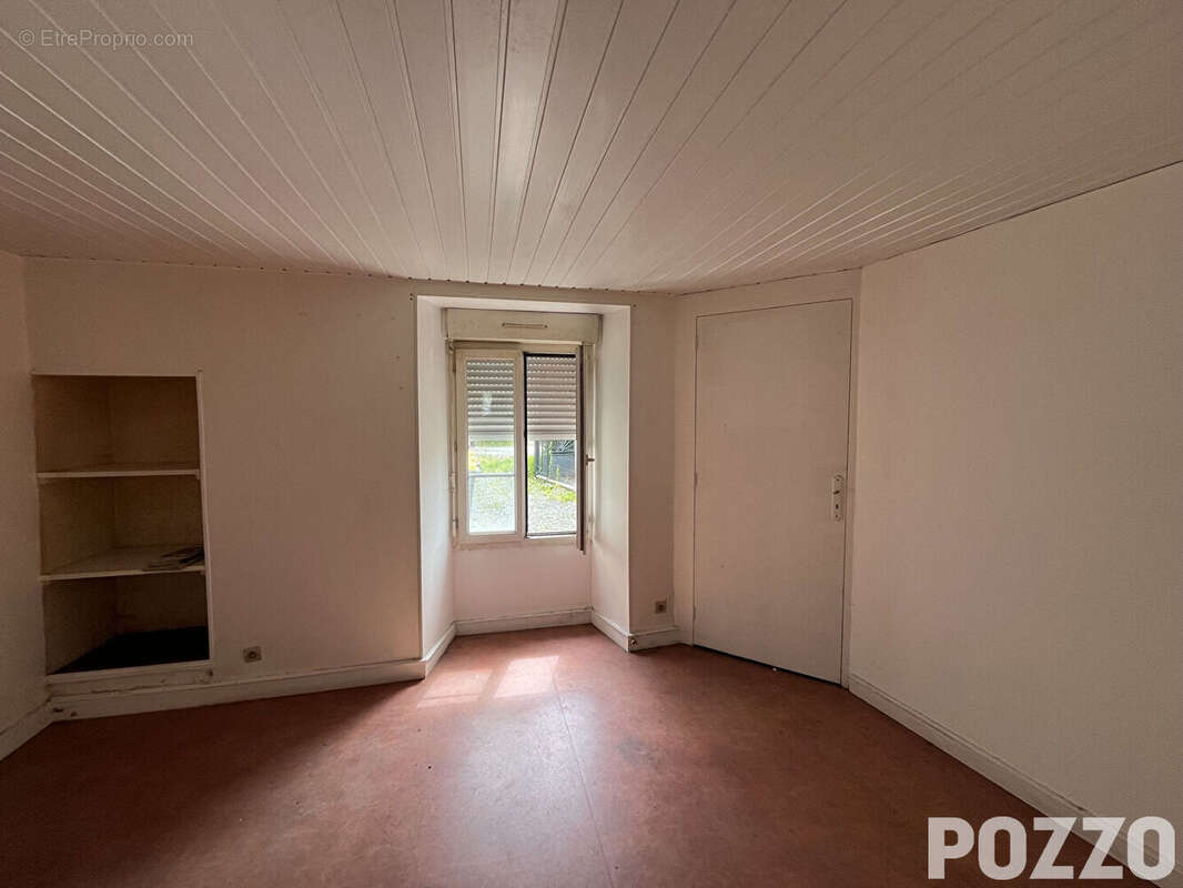 proche centre ville de Saint-Lô ensemble immobilier composé de 3 logements - photo 10