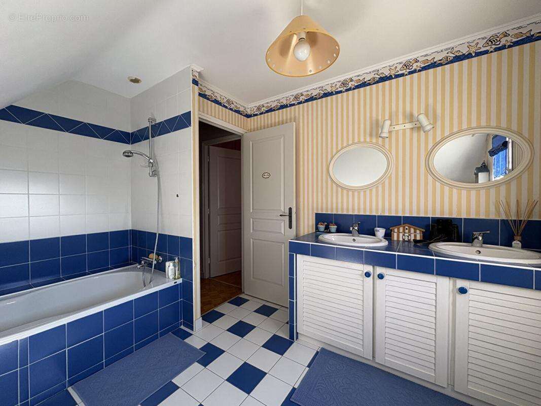 Maison à MOELAN-SUR-MER