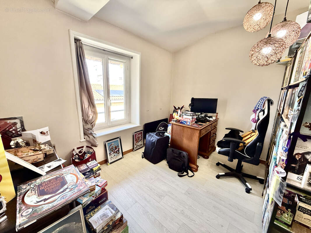 Appartement à THOISSEY