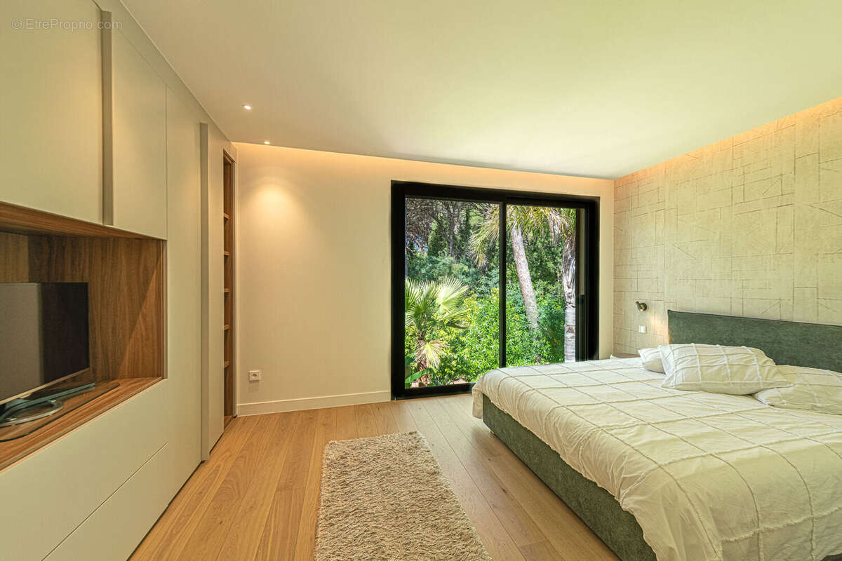 Maison à SAINT-RAPHAEL