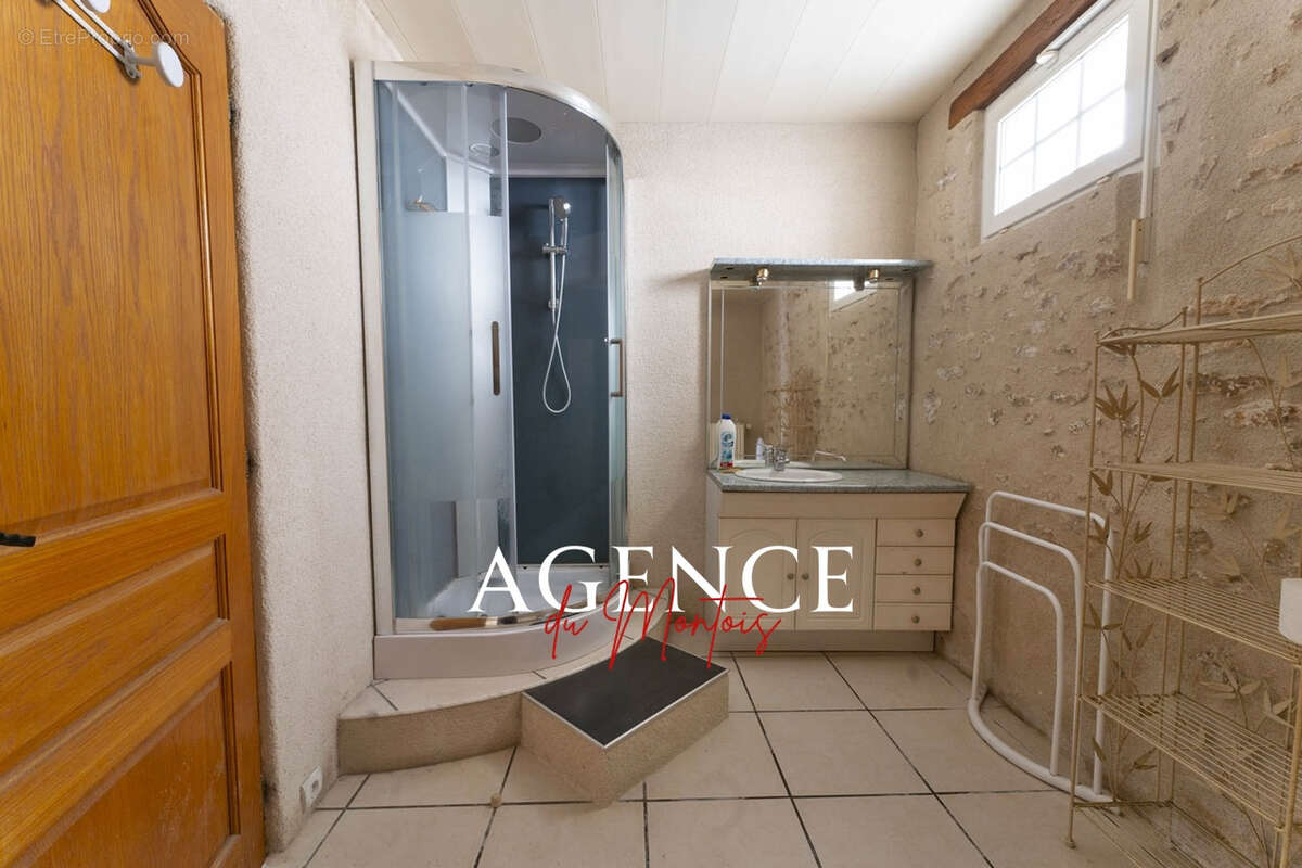 Maison à BRAY-SUR-SEINE