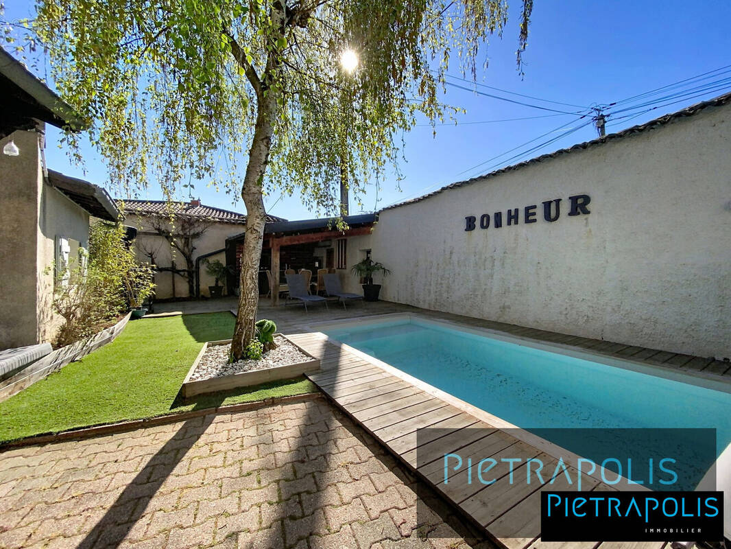 Maison à SAINT-GEORGES-DE-RENEINS