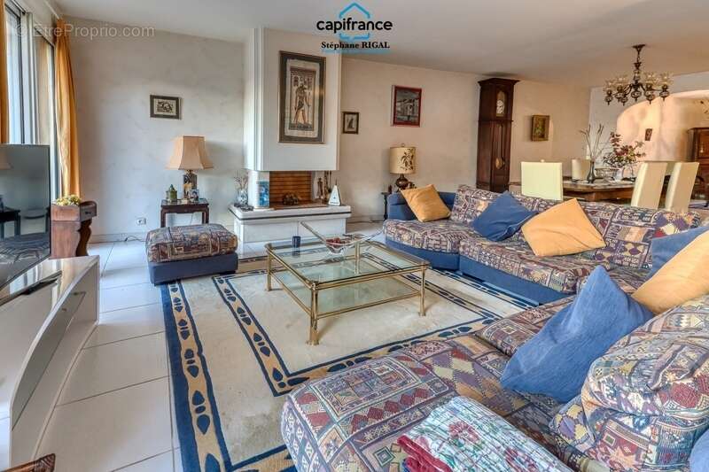 Maison à vendre 6 pièces  de 165m2 habitables sur terrain de 770m2 avec piscine et garage - photo 19