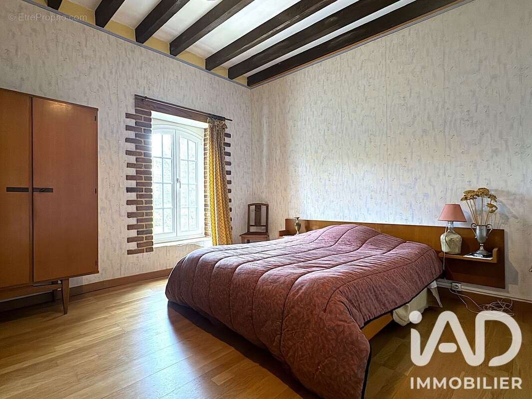 Maison 250 m² à Chessy-Les-Pres  - photo 8