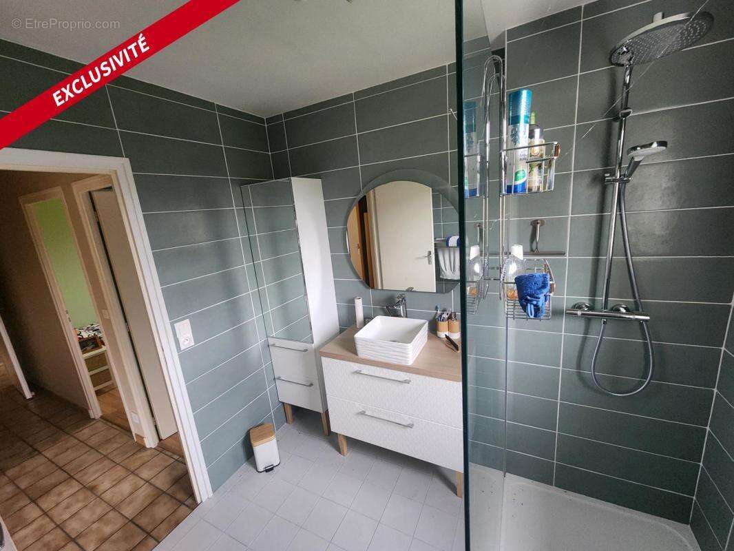 Maison à PRIGNAC-ET-MARCAMPS