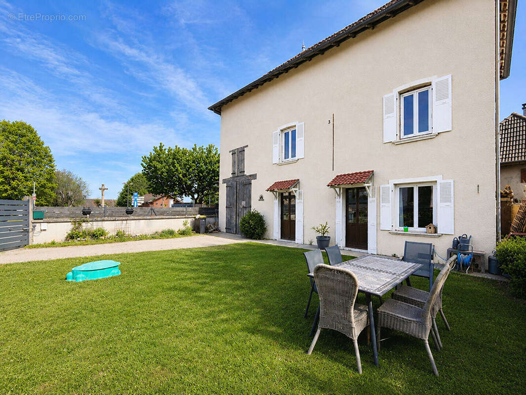 Maison à ROMAGNIEU