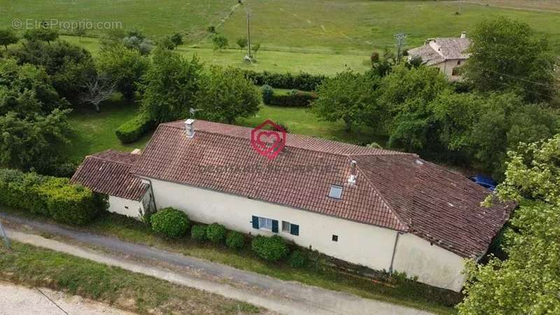 Maison lumineuse face aux Pyrénées - photo 4