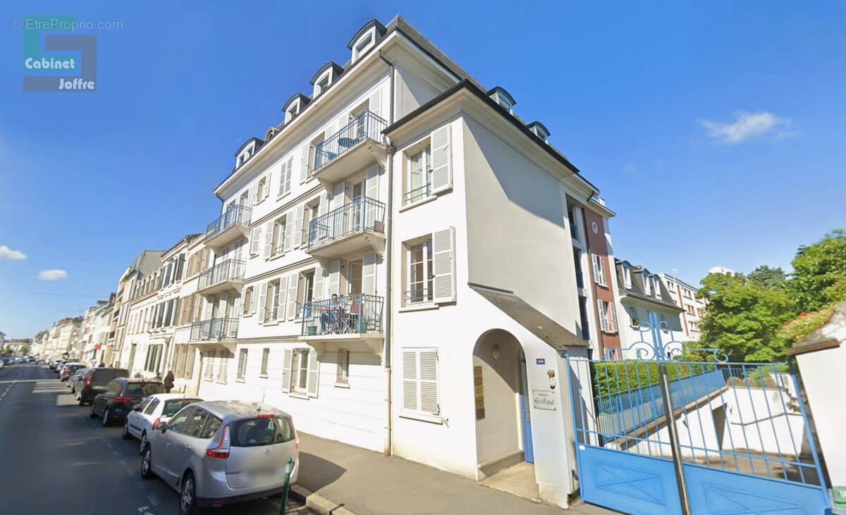 Appartement à FONTAINEBLEAU