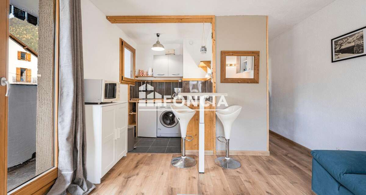 Appartement + terrasse de 31 m2 + garage + cave + casier a skis - photo 7