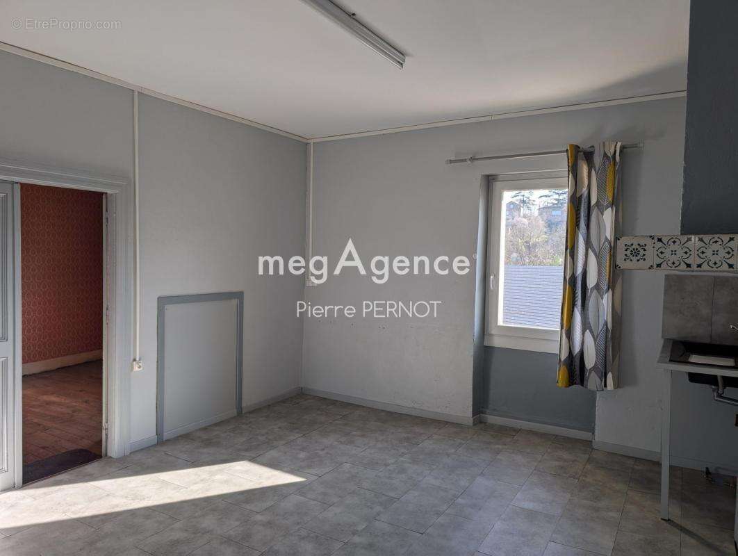 Appartement à CARMAUX