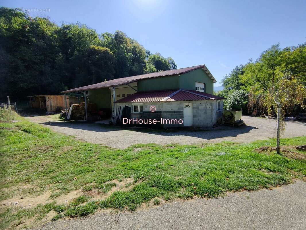 Maison à SAINT-VERAND