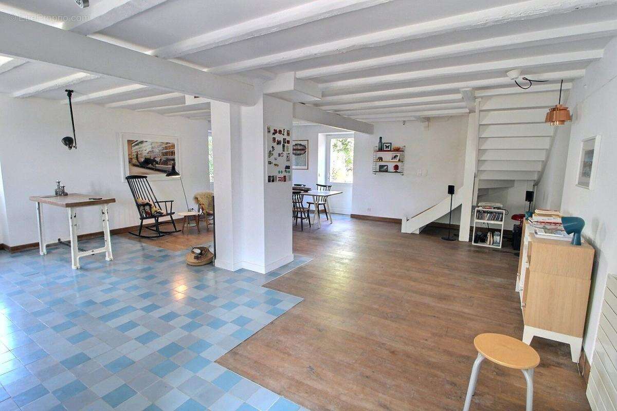 Magnifique ferme de caractère rénovée à Massongy – Environ 350 m² de surface utile - photo 11