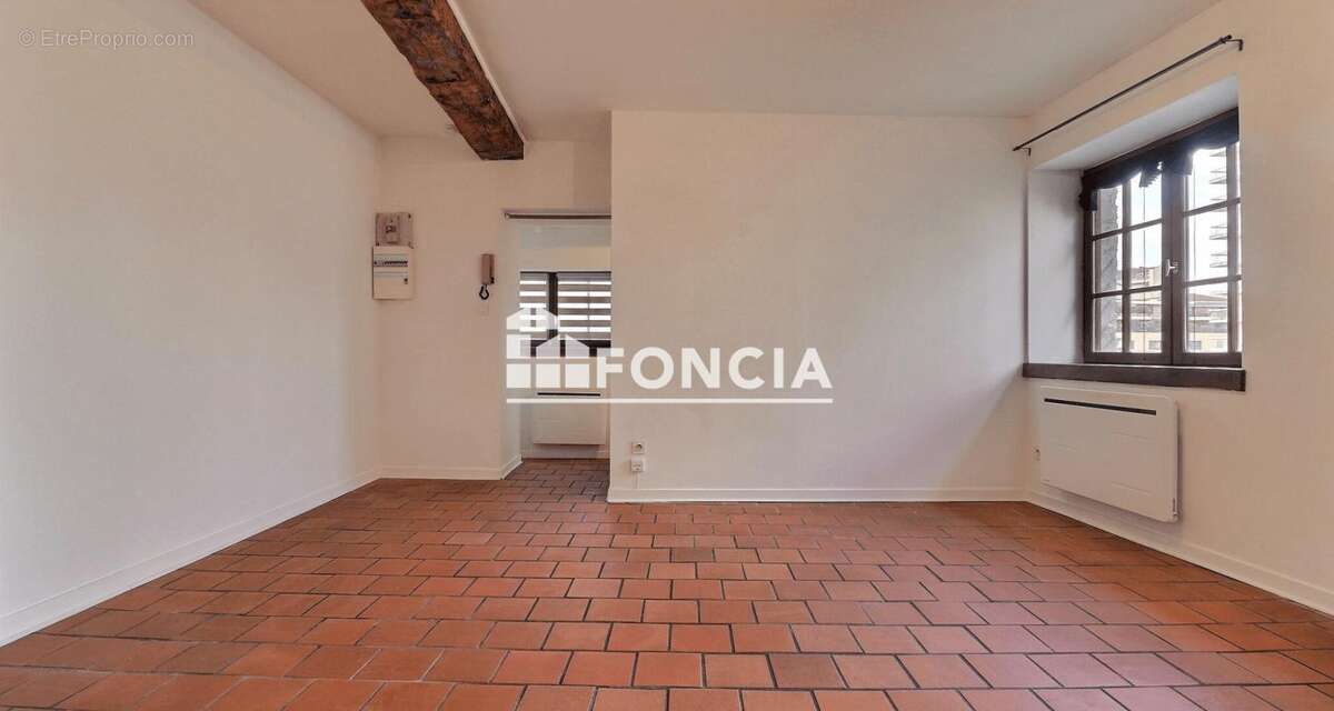 Appartement à SAINT-ETIENNE