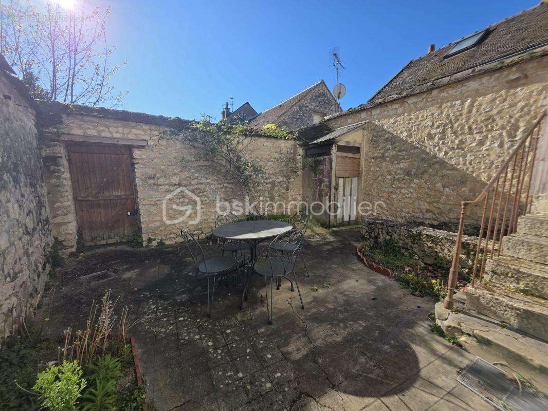 Maison à CHATEAU-LANDON